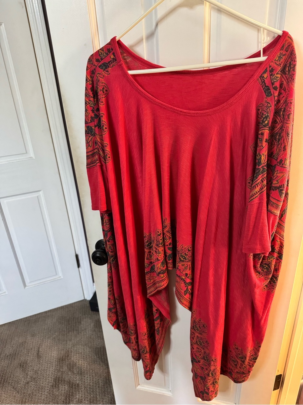 Free People Pick Me Up' Drapey Printed High Low Tee Top Shirt Blouse medium - Picture 6 of 7